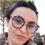 Docente di lingua Francese ed Inglese impartisce lezioni per ogni ordine e grado. Si possono organizzare lezioni di gruppo, lezioni singole on line o in presenza, Ricevo a casa o presso la vostra azienda o abitazione nella Provincia di Macerata ed Urbino